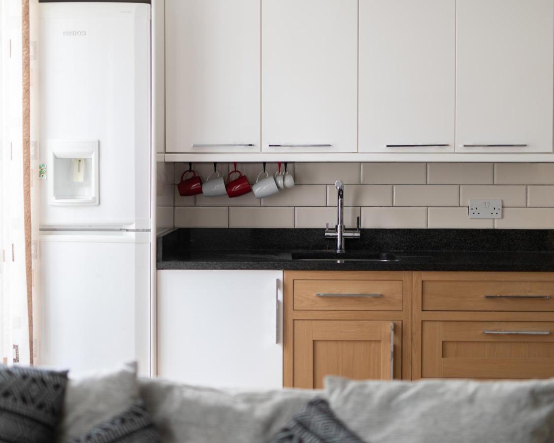 Appartamento Flat Near Lord'S Cricket Ground Londra Esterno foto