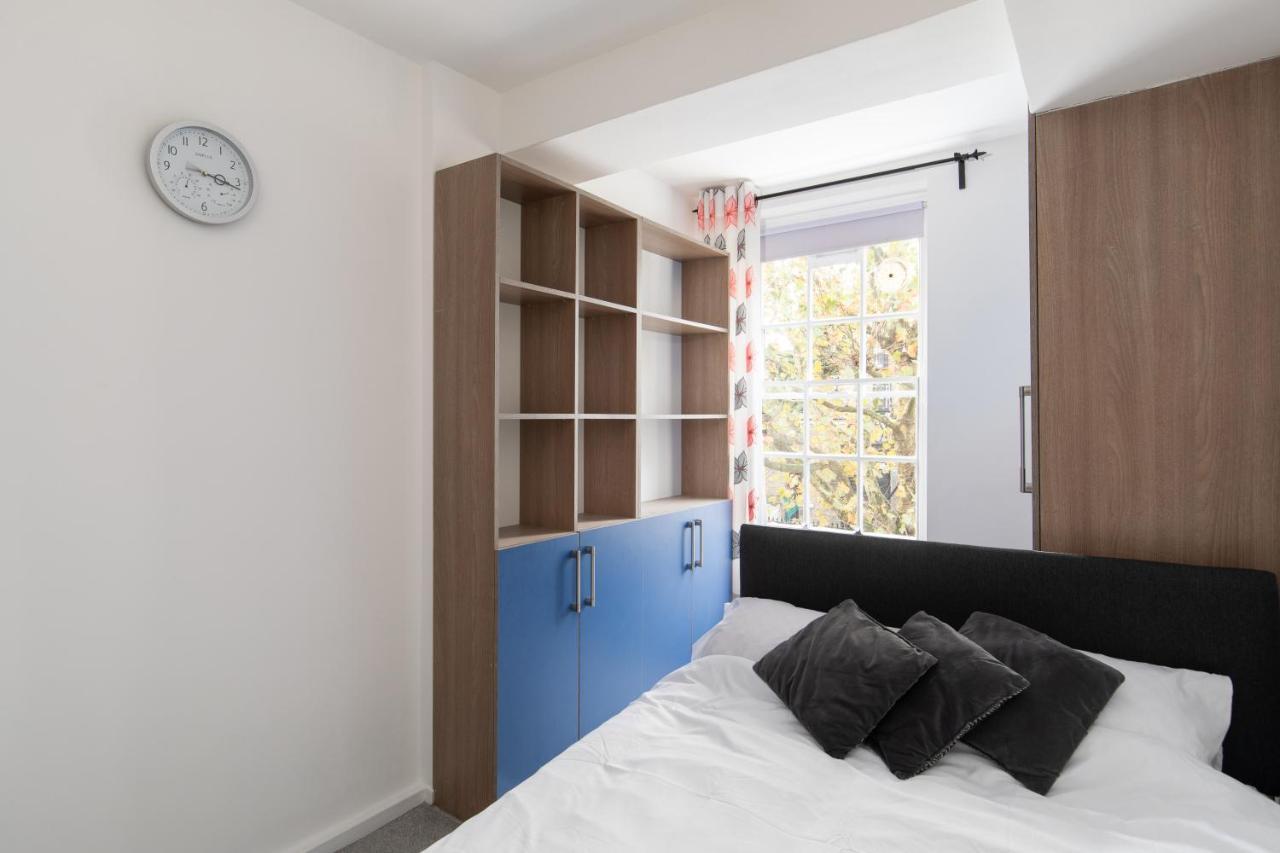 Appartamento Flat Near Lord'S Cricket Ground Londra Esterno foto