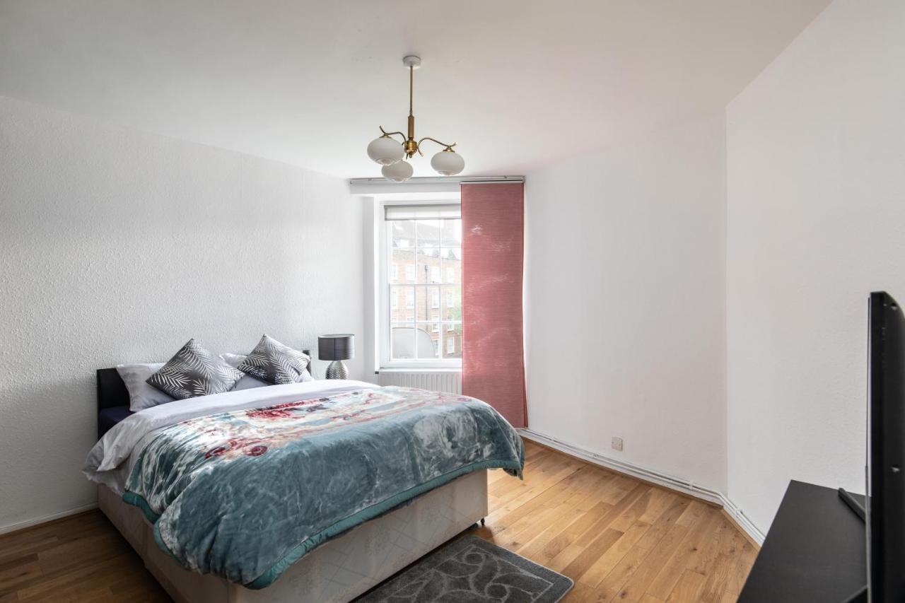 Appartamento Flat Near Lord'S Cricket Ground Londra Esterno foto